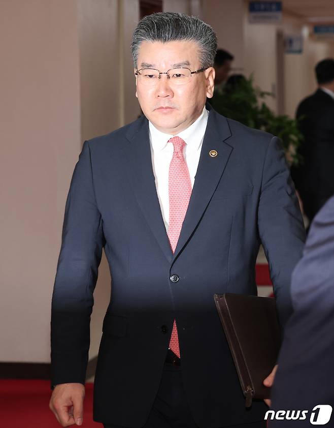 2024년 2월 13일 당시 유병호 감사원 사무총장이 서울 종로구 정부서울청사에서 열린 국무회의에 참석하고 있는 모습. 2024.2.13/뉴스1 ⓒ News1 허경 기자