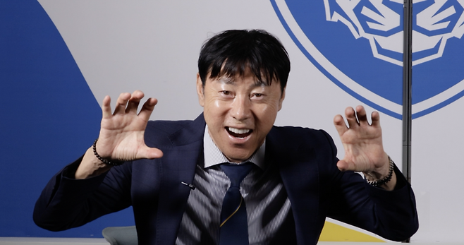 울산 HD 13대 감독으로 선임된 신태용. /사진=울산HD