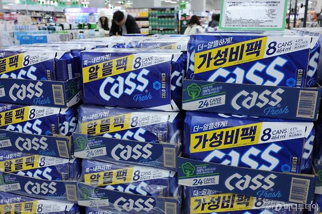 서울의 한 대형마트에서 있는 카스 맥주./사진=뉴스1.