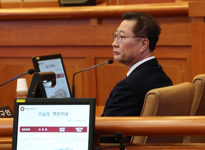 박성재 법무부 장관이 지난 3월 서울 종로구 헌법재판소에서 열린 탄핵심판 첫 변론에 출석해 있다. [연합]