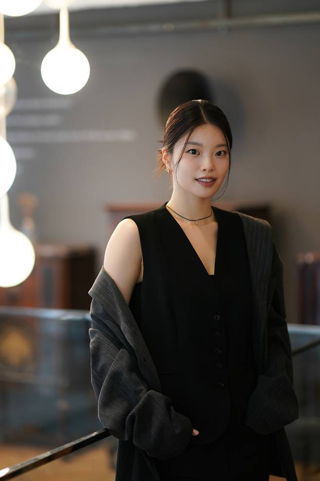 2015년 영국 런던 웨스트엔드에서 캐머런 매킨토시가 제작한 ‘미스 사이공’의 킴 대체 배우로 데뷔, 메인 캐스팅을 따내며 활약했던 김수하가 10년 만에 K-뮤지컬을 들고 다시 웨스트엔드로 향한다. [PL엔터테인먼트 제공]