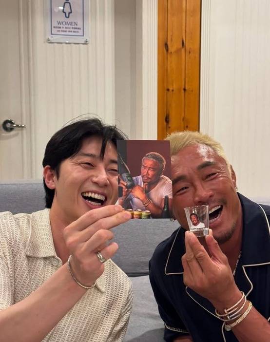 박서준(왼쪽)과 추성훈 /사진=추성훈