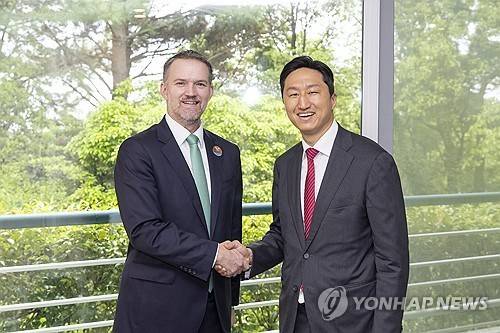 미국 USTR 대표 만난 정기선 수석부회장  [연합뉴스 자료사진]