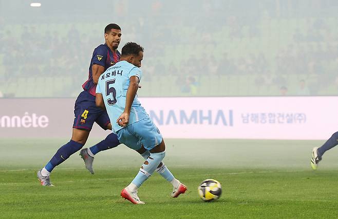 Photo = Yonhap News