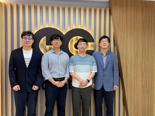 (왼쪽부터) KAIST 기계공학과 박인규 교수, 경북대 기계공학과 정용록 교수, KAIST 기계공학과 박현규 박사, KAIST 기계공학과 김정 교수. KAIST 제공