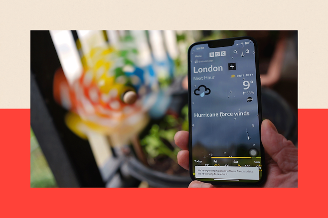 방대한 데이터를 디지털 앱 환경에 적합하게 간결하게 압축하기란 쉽지 않다