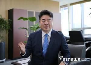 서용철 국립부경대 교수·전 대한공간정보학회 회장