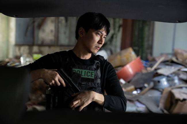 Trigger Kim Nam-gil as Lee Do in Trigger Cr. Son Ik-chung/Netflix © 2025