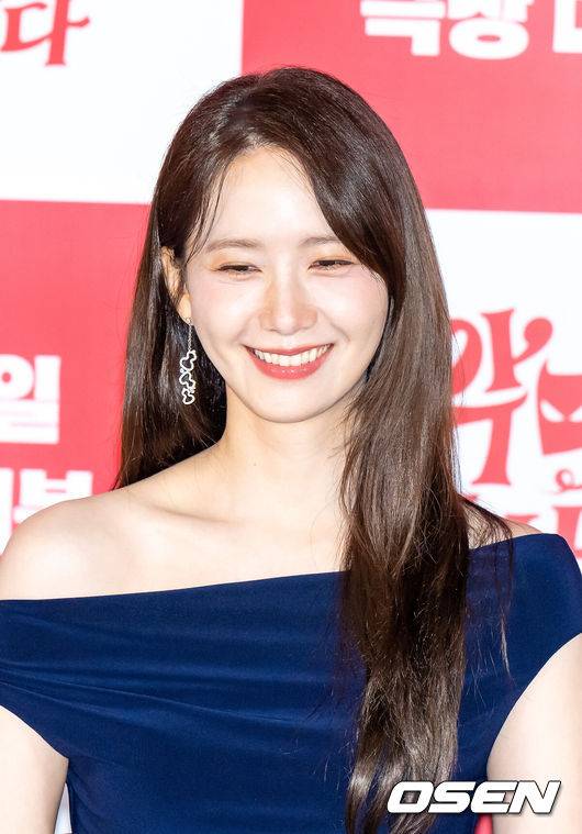 [OSEN=박준형 기자] 6일 오후 서울 용산아이파크몰 내 용산 CGV에서 영화 ‘악마가 이사왔다’ 언론시사회가 진행됐다.‘악마가 이사왔다’ 는 새벽마다 악마로 깨어나는 선지(임윤아)를 감시하는 기상천외한 아르바이트에 휘말린 청년 백수 길구(안보현)의 고군분투를 담은 악마 들린 코미디.&nbsp; 배우 임윤아가 미소 짓고 있다  2025.08.06 / soul1014@osen.co.kr