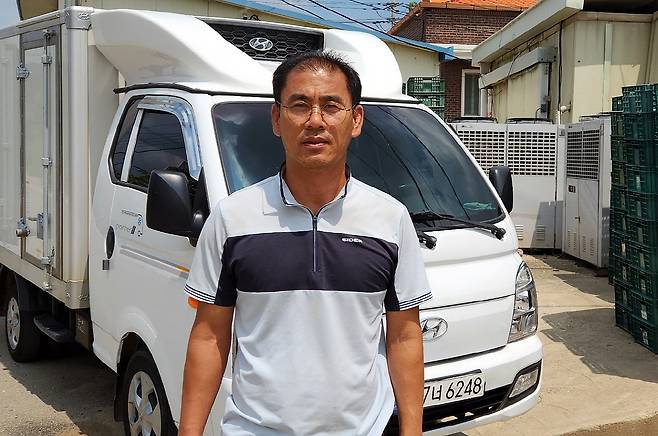 물에 빠진 80대 노인을 구한 윤기호 대표.