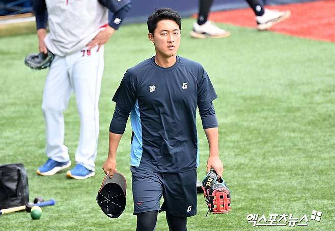 롯데 자이언츠 내야수 노진혁이 6일 부산 사직야구장에서 열린 2025 신한 SOL Bank KBO리그 KIA 타이거즈와의 팀 간 14차전에 6번 지명타자로 선발출전, 2회말 1타점 적시타를 쳐내며 팀 승리에 힘을 보탰다. 사진 롯데 자이언츠