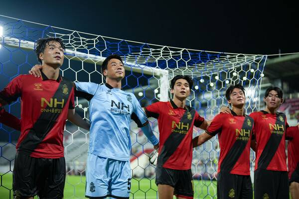 경남FC 선수단. /사진=경남FC