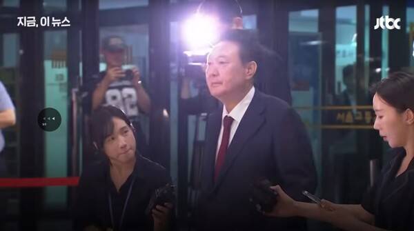 ▲윤석열 전 대통령이 지난 6월29일 내란특검 조사를 받고 나오고 있다. 사진=JTBC 영상 갈무리