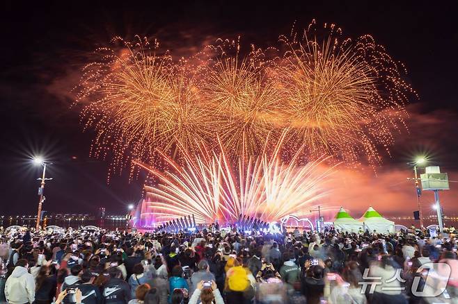 목포해상w쇼 모습.(목포시 제공. 재판매 및 DB금지) 2025.8.8/뉴스1