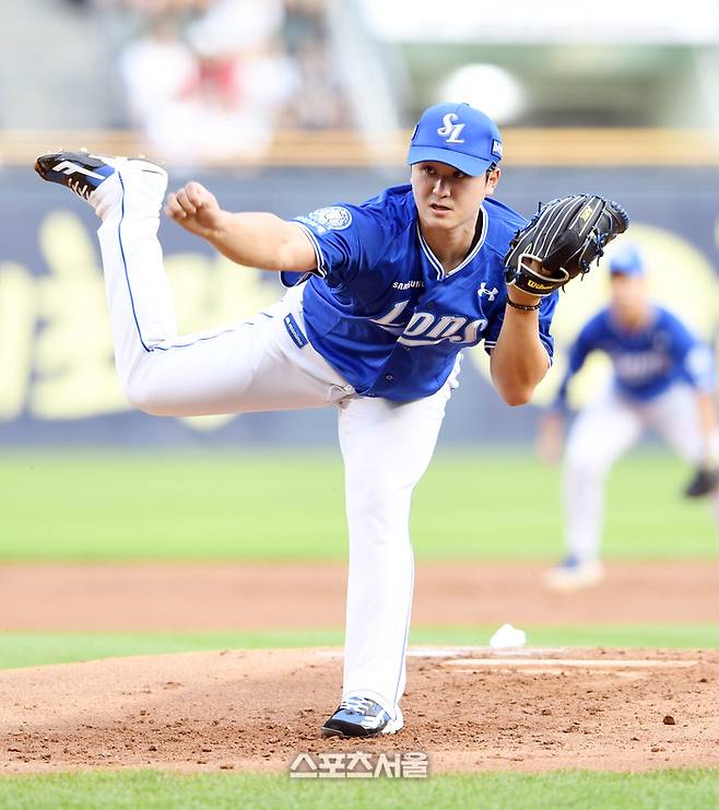삼성 최원태가 3일  서울 잠실구장에서 열린 2025 KBO리그 두산과의 경기에 선발 등판해 힘차게 공을 던지고 있다. 잠실 | 박진업 기자 upandup@sportsseoul.com