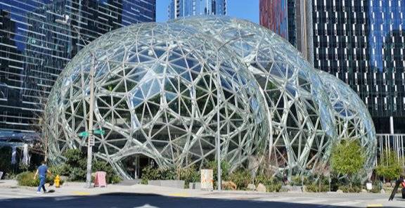 미국 시애틀에 있는 미 전자상거래 기업 아마존의 본사 ‘아마존 스피어스’. 아마존 홈페이지