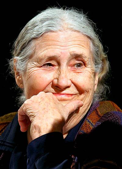 2007년 노벨문학상을 수상한 영국 소설가 도리스 레싱. ⓒEPA