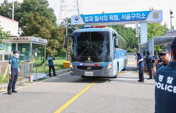 (윤 전 대통령 체포영장 집행 앞둔 서울구치소)