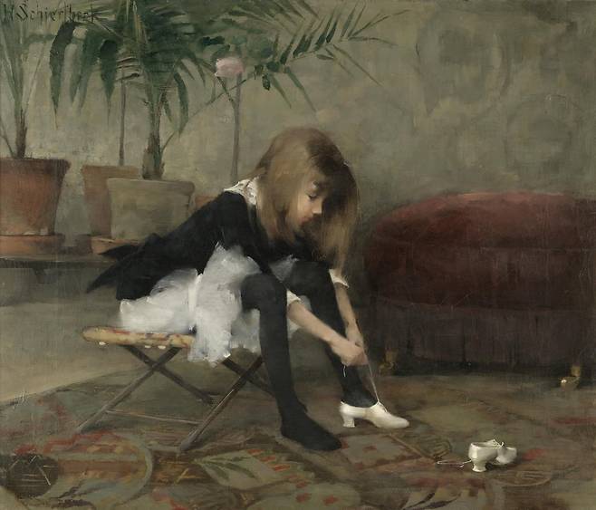 댄스화를 신는 소녀(1882). 다리가 긴 소녀가 댄스화를 신는 장면을 그린 그림으로, 여러 버전으로 복제되며 인기를 끌었다. 해당 작품은 2008년 소더비 경매에서 약 57억원에 거래됐다. /개인소장