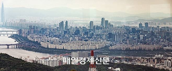 서울 강남구 압구정 일대 아파트 전경 [박형기 기자]