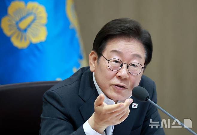 [서울=뉴시스] 최동준 기자 = 이재명 대통령이 29일 서울 용산 대통령실 청사에서 열린 국무회의에서 발언하고 있다. (대통령실통신사진기자단) 2025.07.29. photocdj@newsis.com