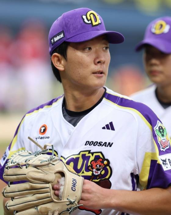 두산 베어스 신인 투수 최민석. /사진=두산 베어스 제공