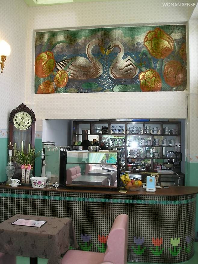 @coffee_swan