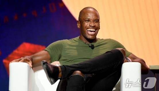 아서 헤이즈 - 회사 홈피 갈무리