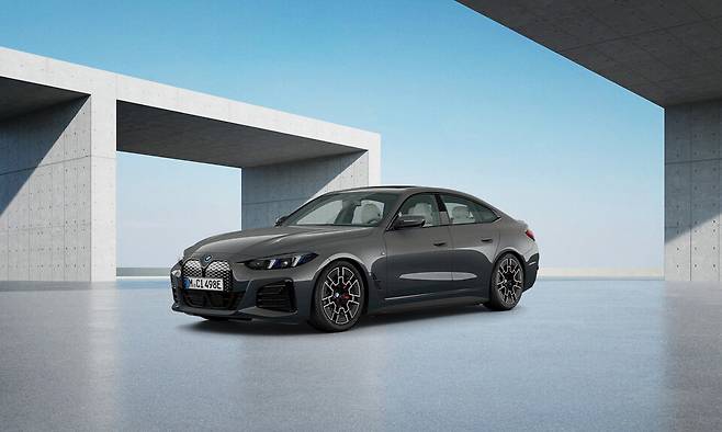 사진 : BMW i4 eDrive40 그란 쿠페 M 스포츠 프로 스페셜 에디션