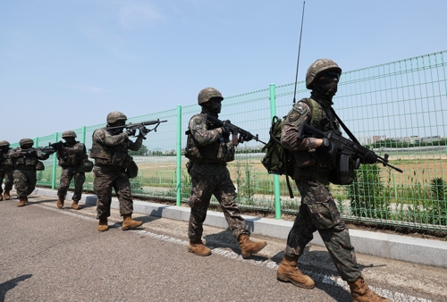 육군 훈련 [연합뉴스 자료사진]