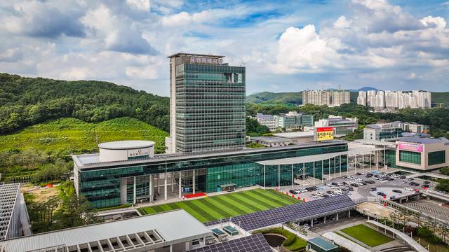용인특례시가 처인구 보건진료소 7곳 유지를 결정했다. 용인특례시청사