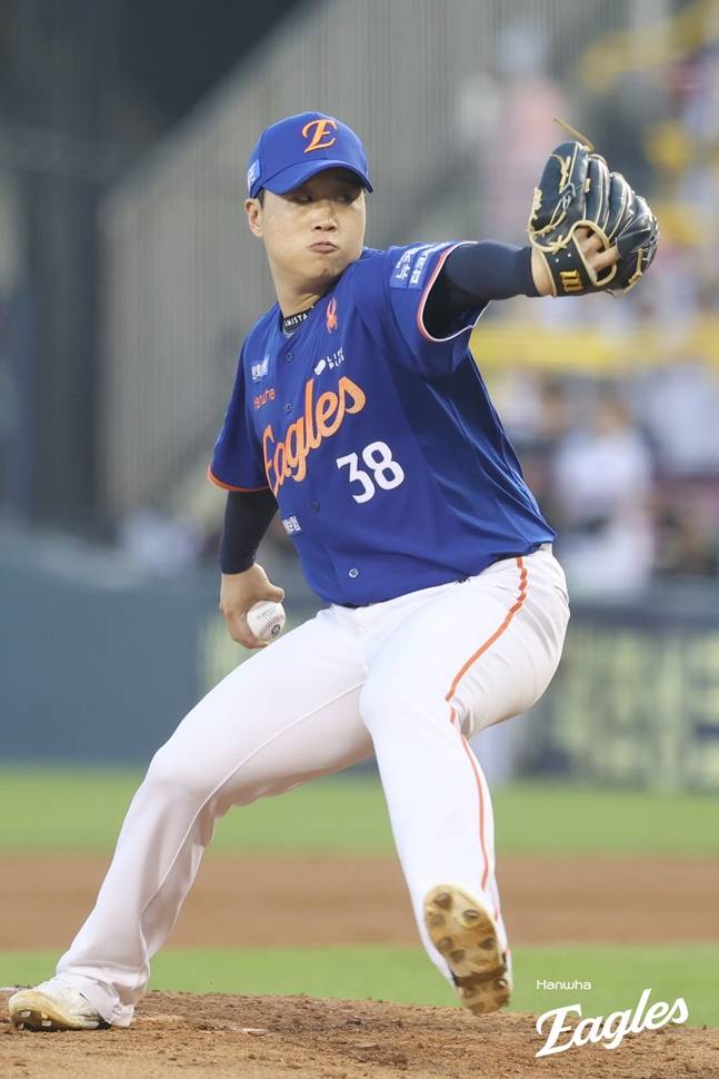 9일 경기에 나선 김종수. /사진=한화 이글스