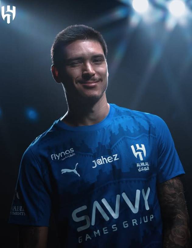 알 힐랄 유니폼을 입은 다르윈 누녜스. /사진=알 힐랄 공식 SNS 갈무리