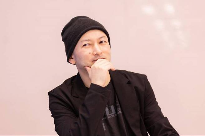 pixiv에서 しる라는 활동명으로 작품을 선보이고 있는 redjuice