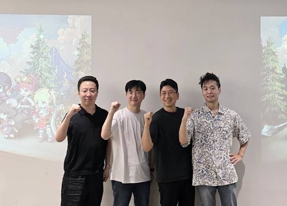 좌측부터 픽셀트라이브 이정환 시스템 디렉터, 최진성 총괄 디렉터, 배정현 대표, 정태룡 콘텐츠 디렉터