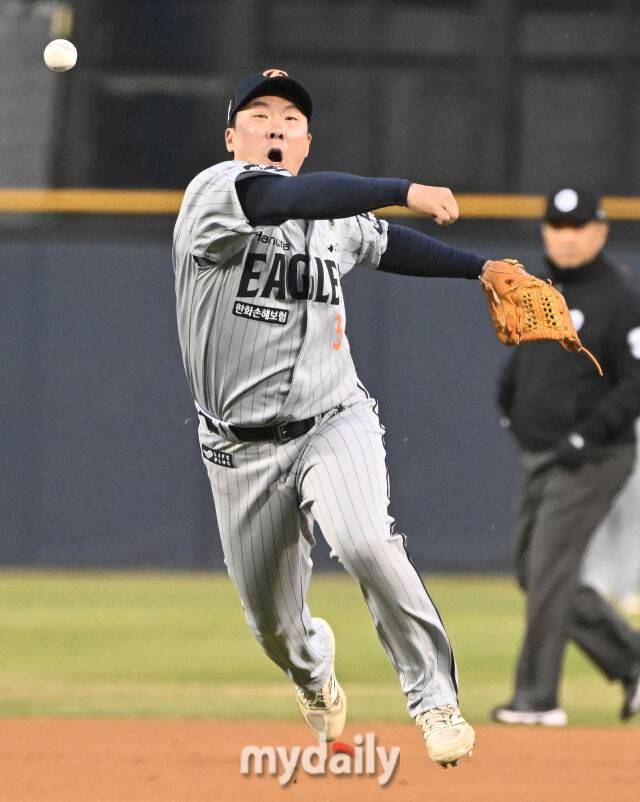 한화 안치홍./마이데일리