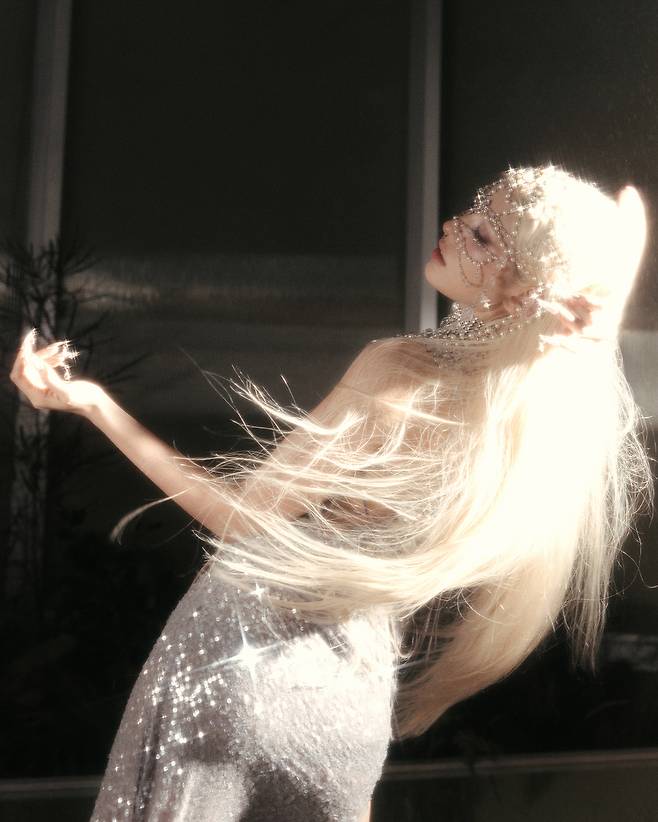 사진=더블랙레이블