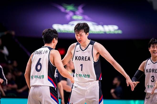 [서울=뉴시스] 한국 남자 농구 대표팀의 이현중. (사진=FIBA 홈페이지 캡처) *재판매 및 DB 금지