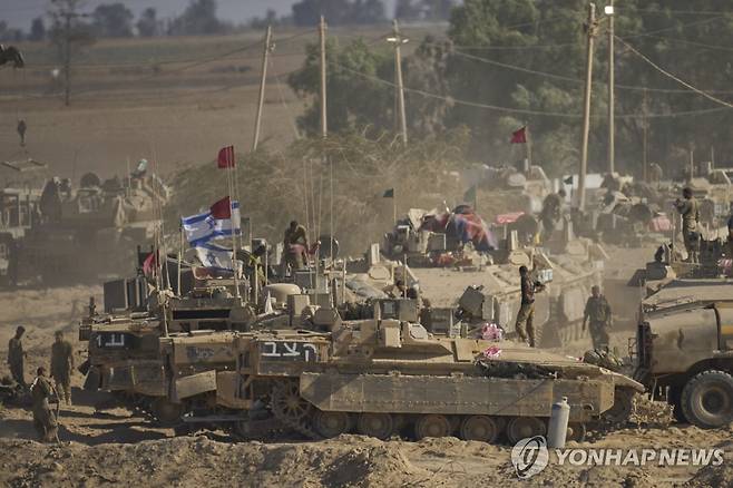 작전 준비하는 이스라엘군 [AP 연합뉴스 자료사진. 재판매 및 DB 금지]
