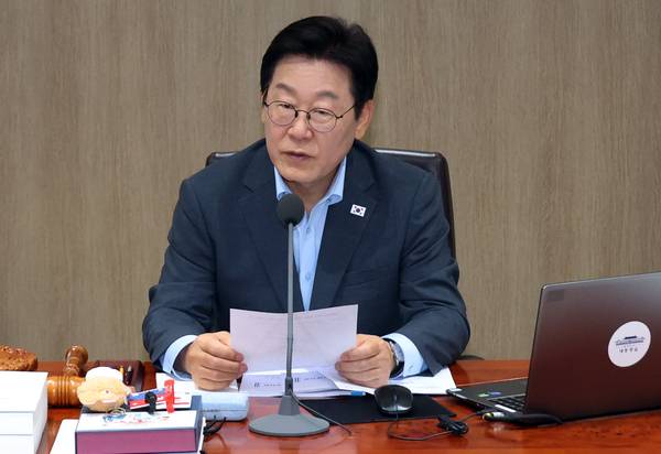 이재명 대통령이 12일 서울 용산 대통령실에서 국무회의를 하고 있다. 2025.8.12 /연합뉴스