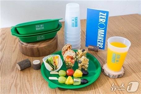 부산관광스타트업 제로메이커스 다회용기 활용 이미지.(부산관광공사 제공. 재판매 및 DB금지)