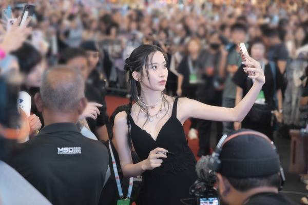 ⓒ피크제이(PEAK J)