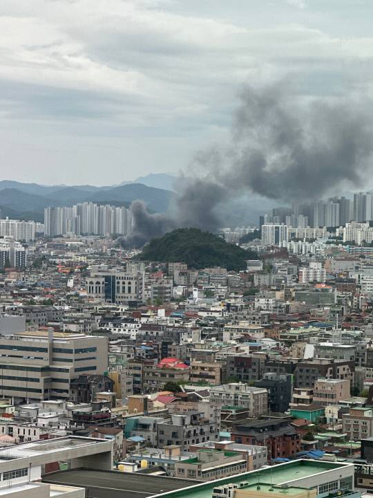 12일 오후 1시 20분쯤 대전 서구 도마동의 한 상가 건물에서 화재가 발생했다. 독자제공