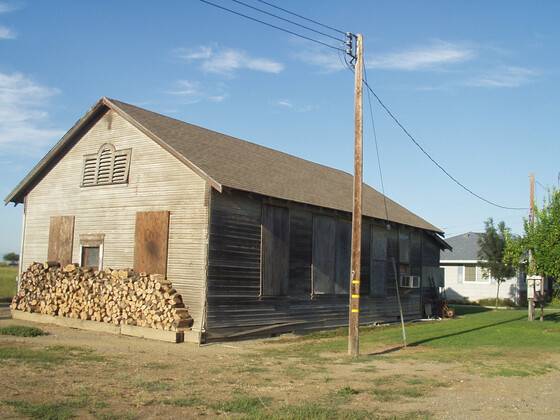 윌로우스 비행학교 건물로 쓰였던 ‘퀸트 스쿨’의 현재 모습. 1924년 원래 위치에서 약 3㎞ 떨어진 곳으로 옮겨졌다. 류 회장은 이 건물을 중심으로 항공 박물관과 기념공원 등을 구상하고 있다. 윌로우스항공기념재단 제공