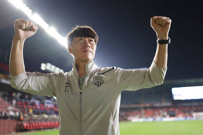 수원FC 김은중 감독. 프로축구연맹 제공