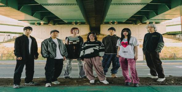 국악 밴드 ‘이날치’(사진=전주세계소리축제 조직위원회).