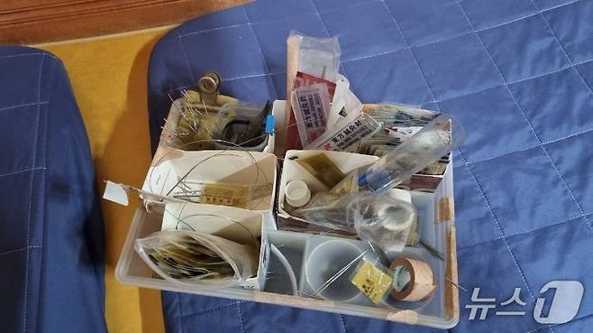 A 씨의 침 시술 장구.(제주도자치경찰단 제공. 재판매 및 DB 금지)/뉴스1