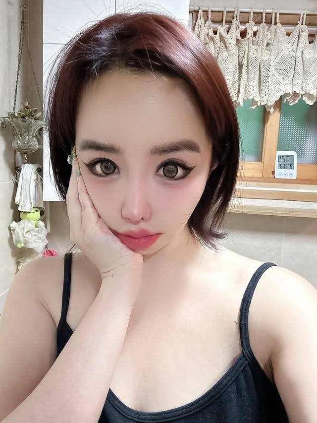 사진 | 박봄 SNS