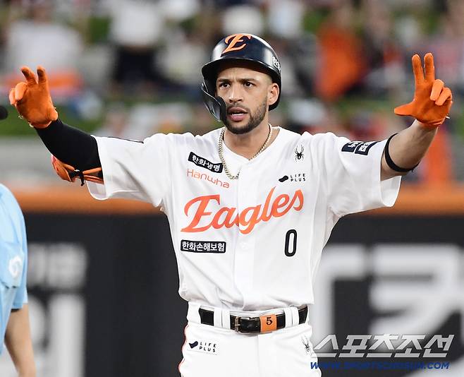 13일 대전 한화생명 볼파크에서 열린 한화 이글스와 롯데 자이언츠의 경기. 2회 1타점 2루타 날린 리베라토. 대전=송정헌 기자songs@sportschosun.com/2025.08.13/