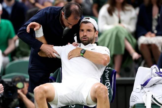 윔블던에서 대흉근 부상을 당하면서 야닉 시너에게 기권패했던 그리고르 디미트로프가 US오픈 출전을 포기했다